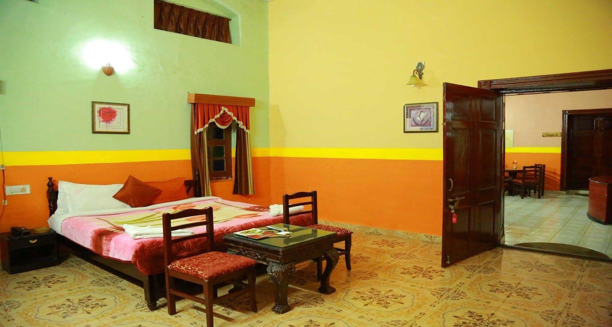 British Cliff Club Resort Ooty Exterior foto